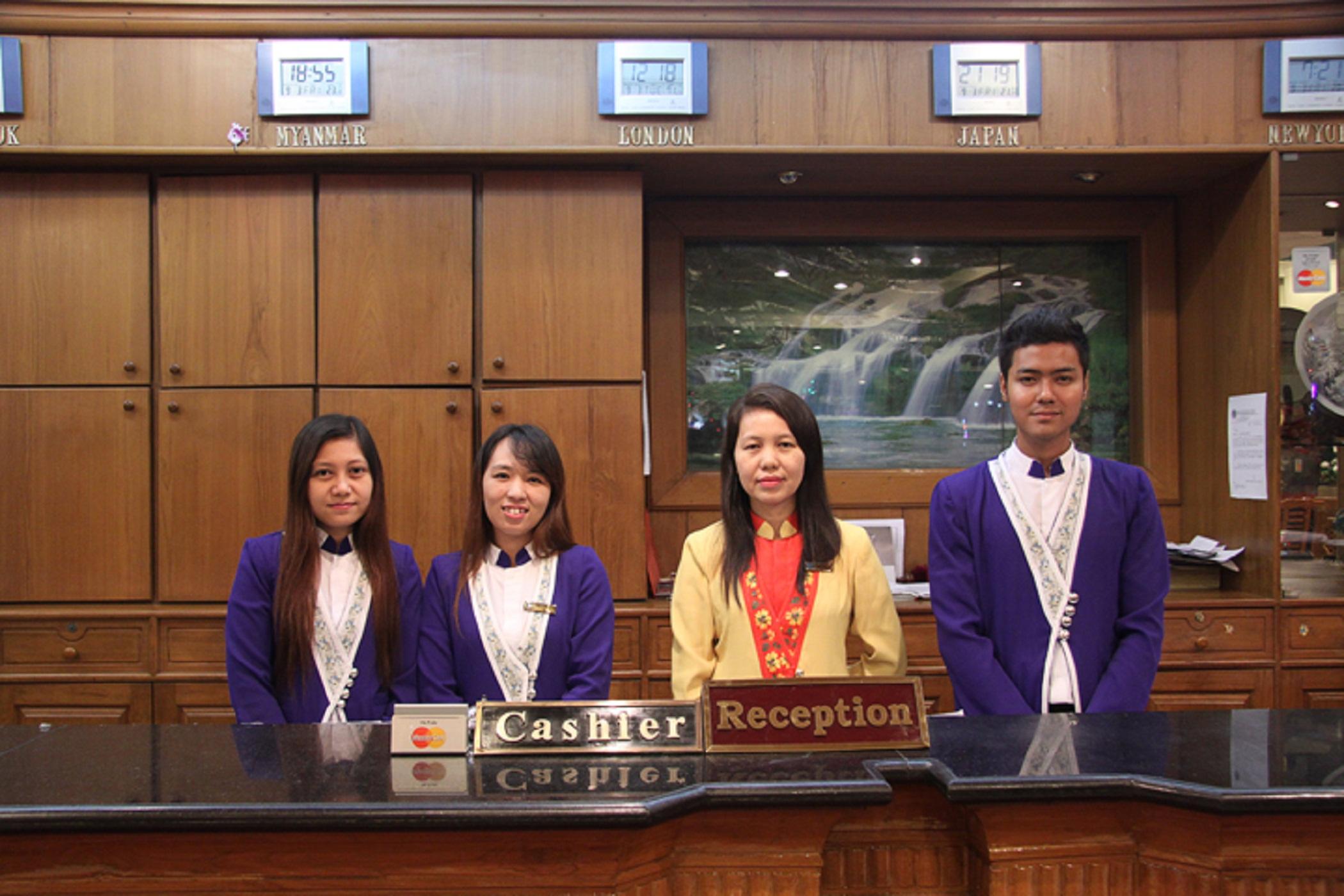 Excel Treasure Hotel Yangon Dış mekan fotoğraf
