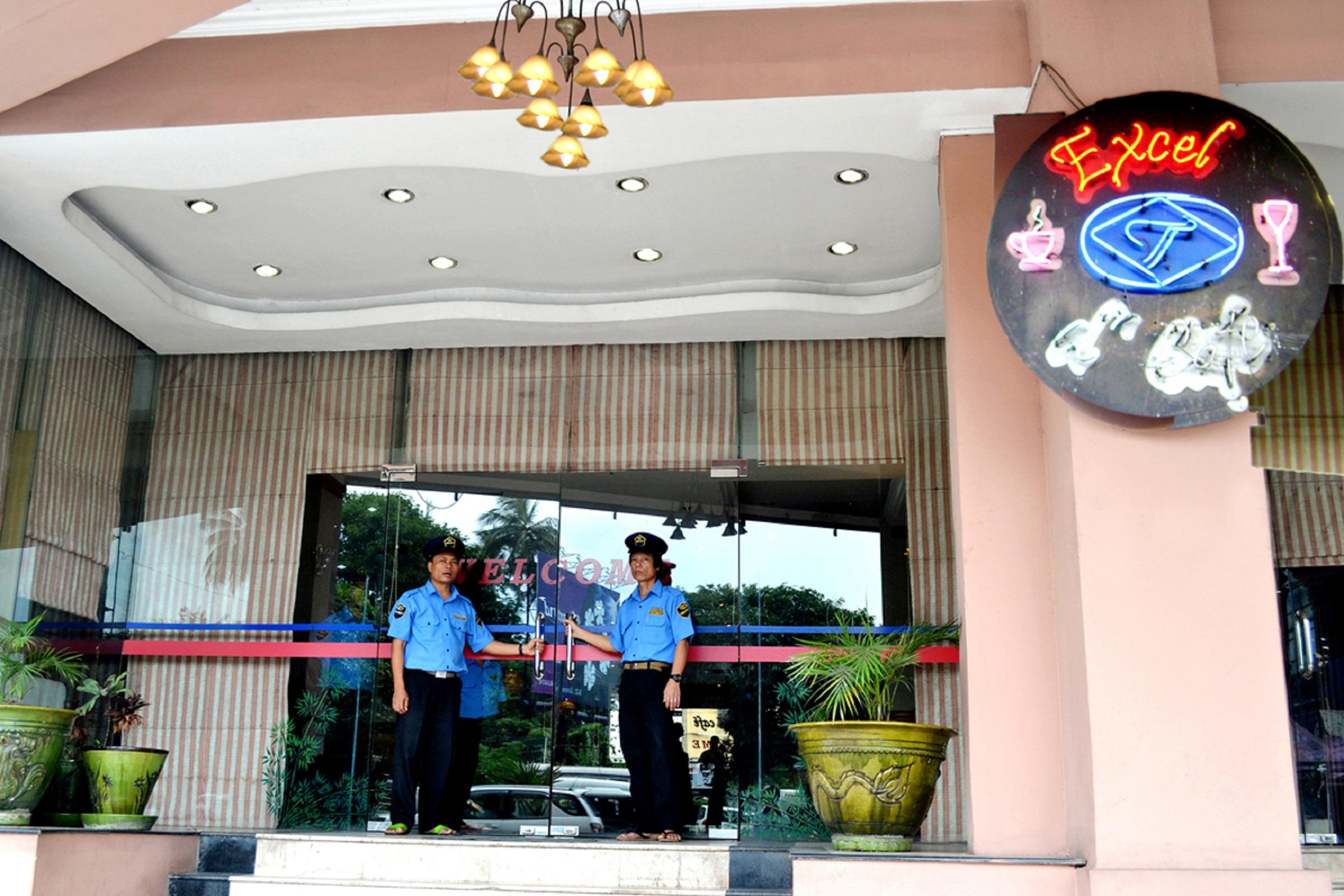 Excel Treasure Hotel Yangon Dış mekan fotoğraf