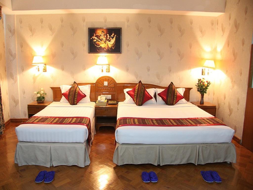 Excel Treasure Hotel Yangon Dış mekan fotoğraf