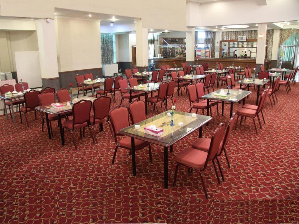 Excel Treasure Hotel Yangon Dış mekan fotoğraf